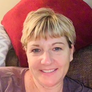 Meet your Posher, Regina